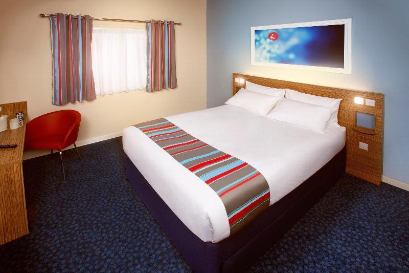 Travelodge Bedford Wyboston Esterno foto