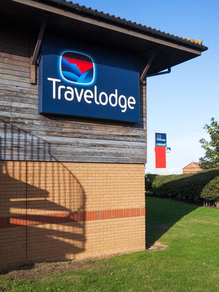 Travelodge Bedford Wyboston Esterno foto