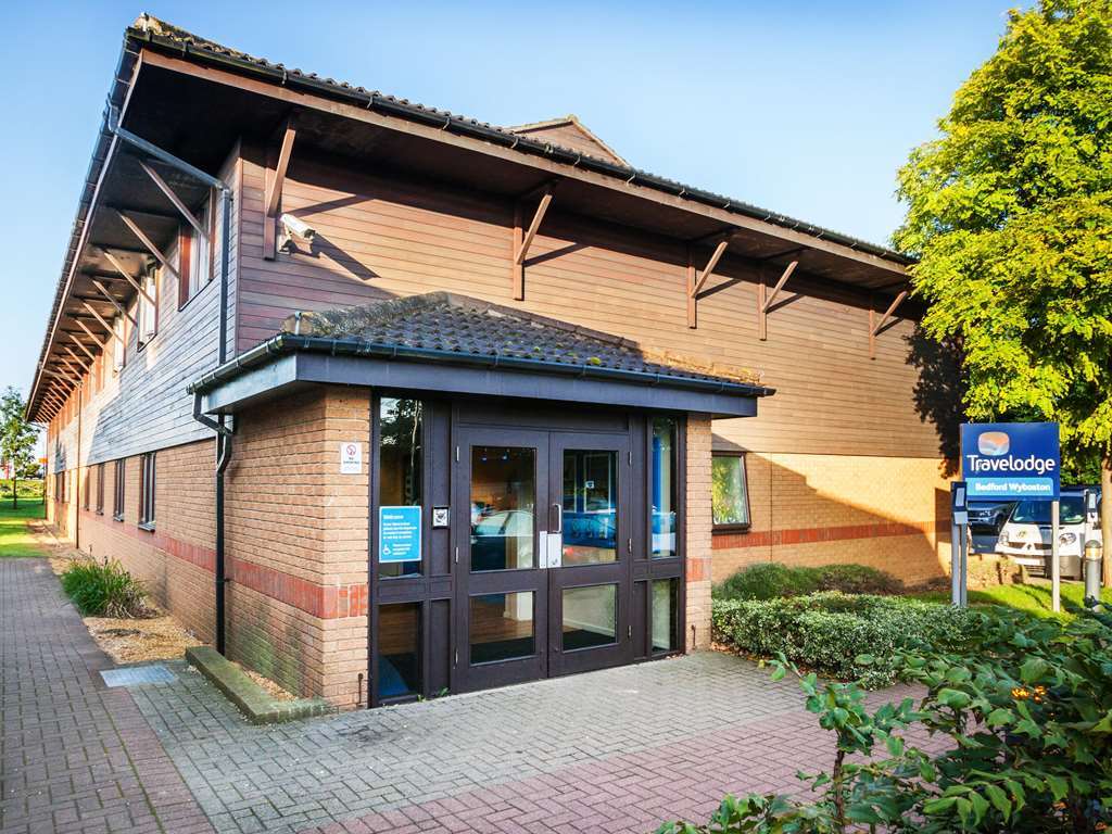 Travelodge Bedford Wyboston Esterno foto